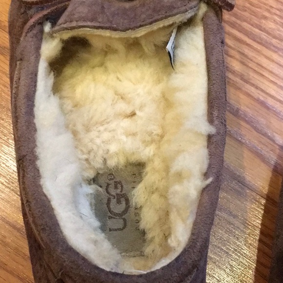 Ugg Slippers - Picture 4 of 5